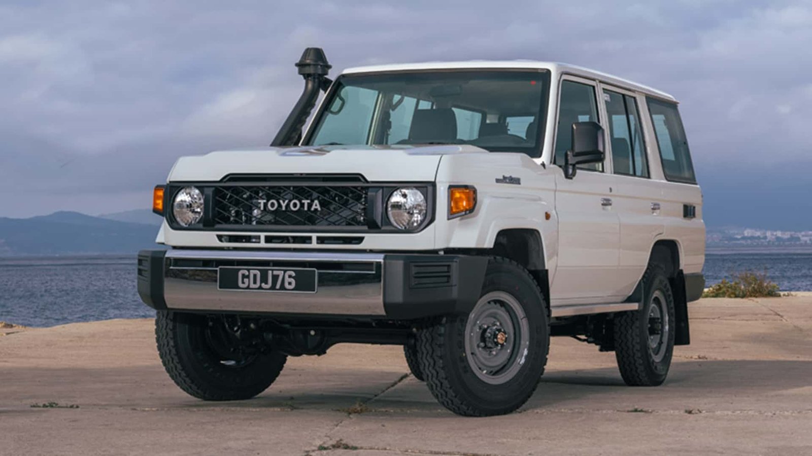 Alternatif Land Cruiser: 5 Mobil Offroad Murah yang Bandel