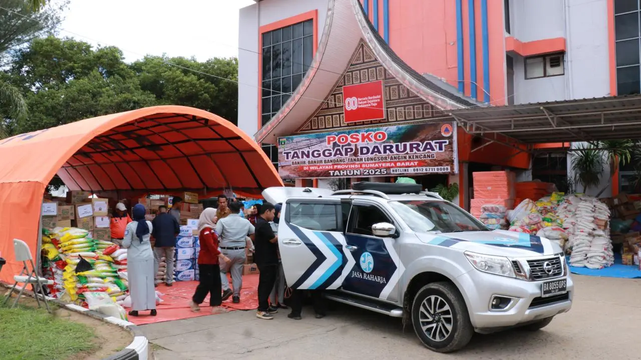Jasa Raharja Sampaikan Bantuan Korban Pasca Bencana Sumbar