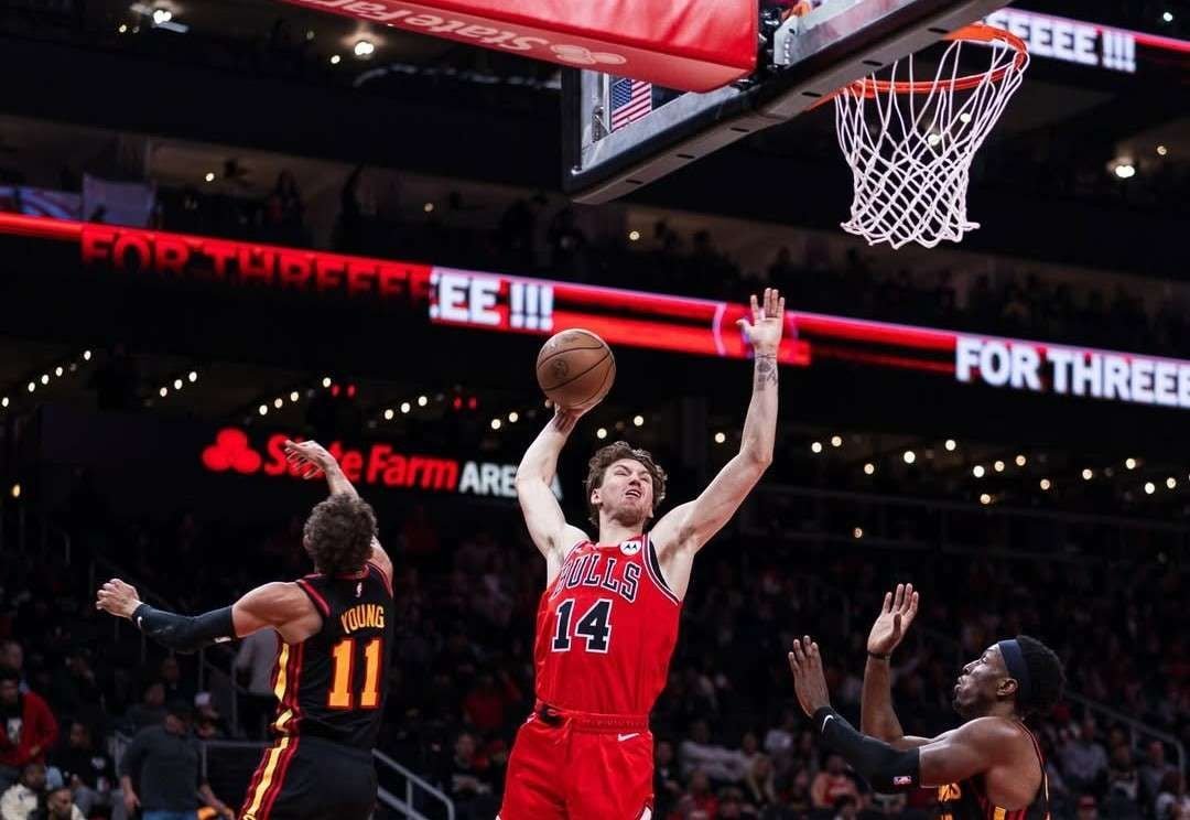Chicago Bulls Menang Dramatis dalam Laga Bersejarah