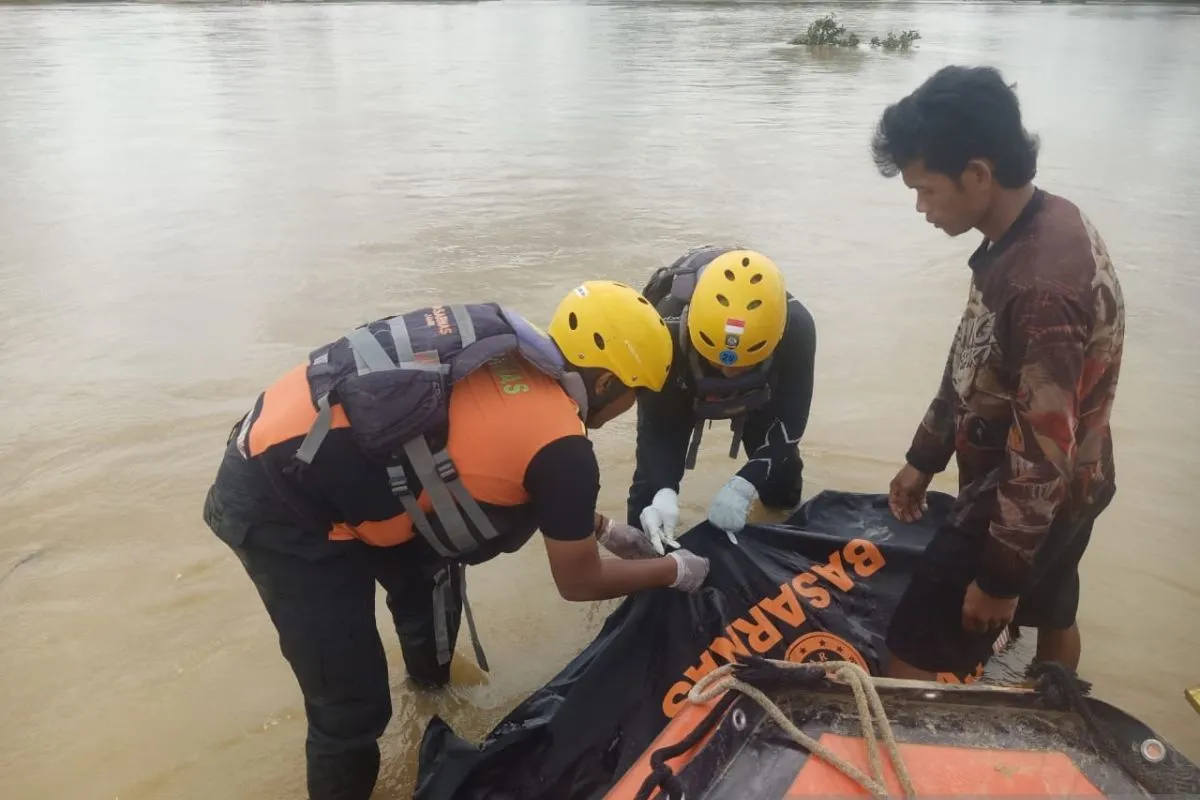 Tim SAR Temukan Korban Tenggelam Meninggal di Sungai Batanghari