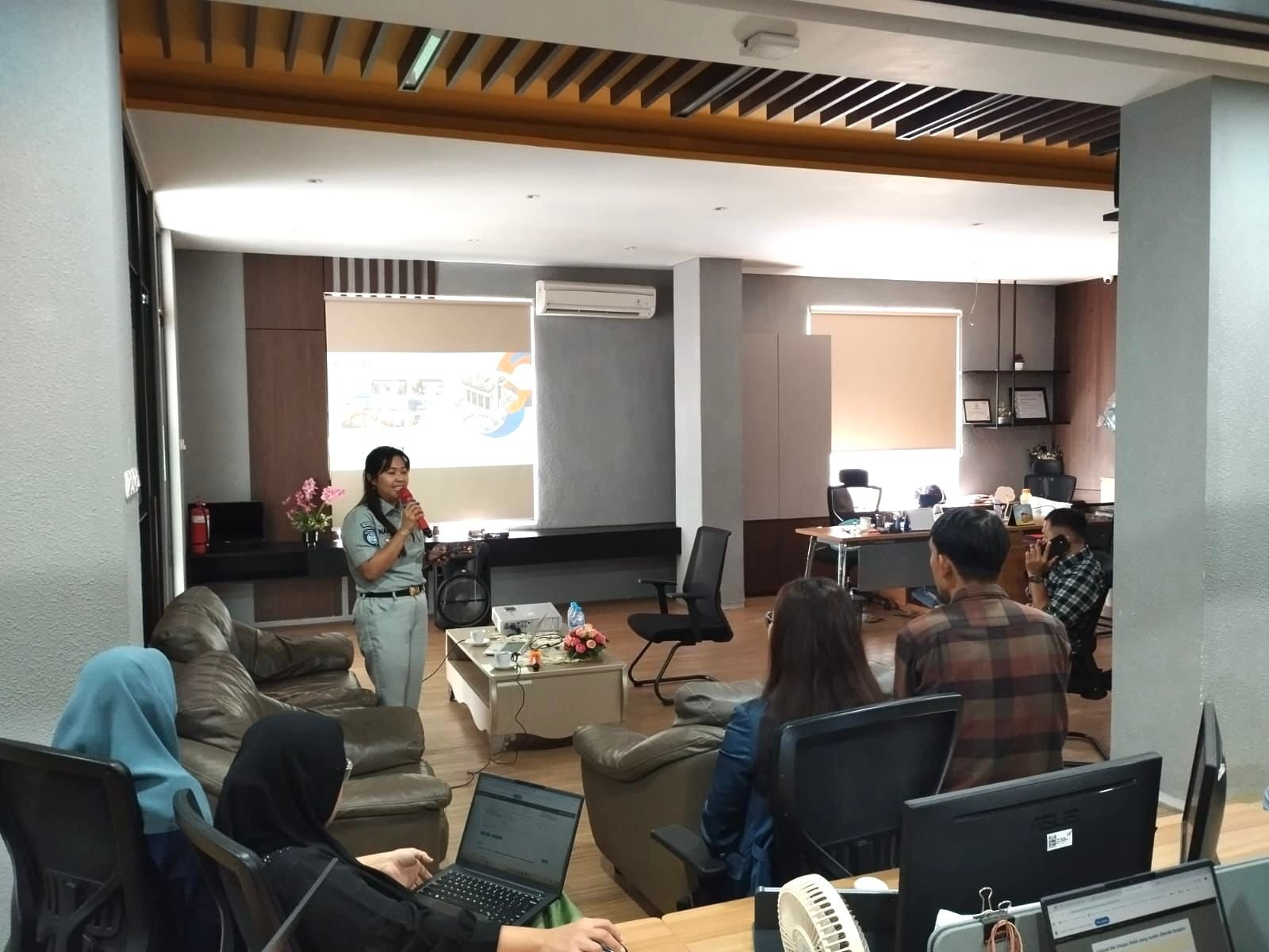 Tingkatkan Sinergi Layanan, Jasa Raharja Berikan Sharing Session bagi Pegawai Mandiri Inhealth Makassar