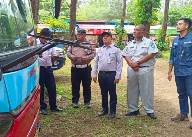 Jasa Raharja Bersama BPTD Kelas II Kaltim, Polresta Balikpapan dan Dinas Perhubungan Kota Balikpapan Laksanakan Rampcheck Angkutan Wisata