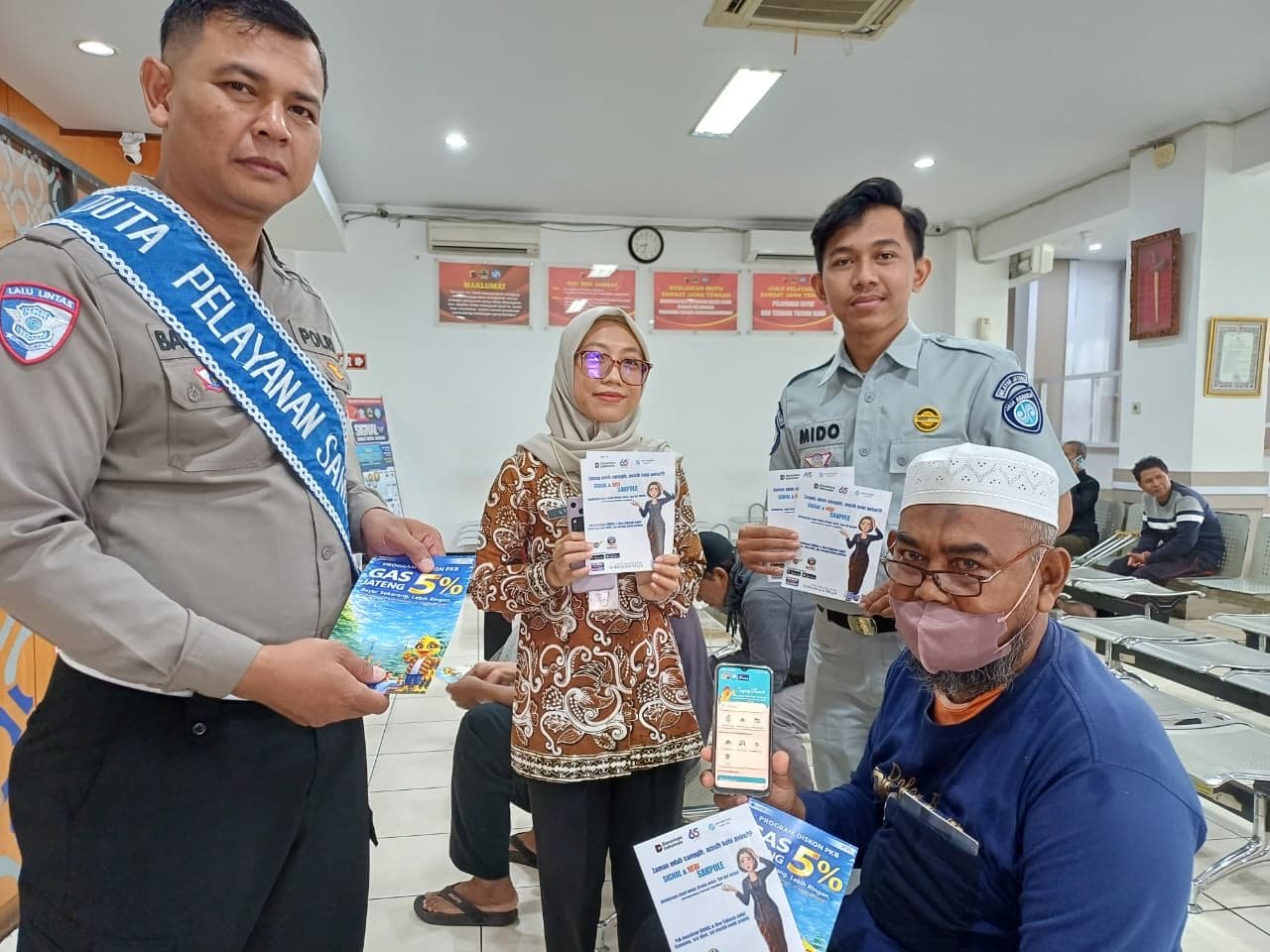 Jasa Raharja Samsat Karanganyar Bersama Tim pembina Gelar Sosialisasi Diskon PKB 5% dan Layanan Samsat Digital