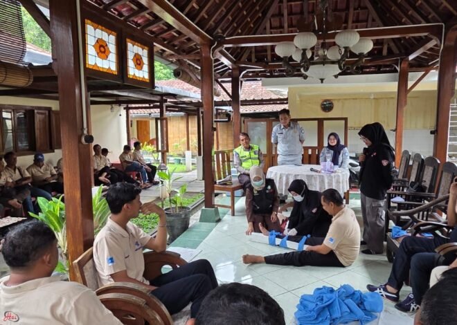 Sigap Tanggap Darurat, Jasa Raharja Bekali Awak Bus Bantul dengan Edukasi P3K