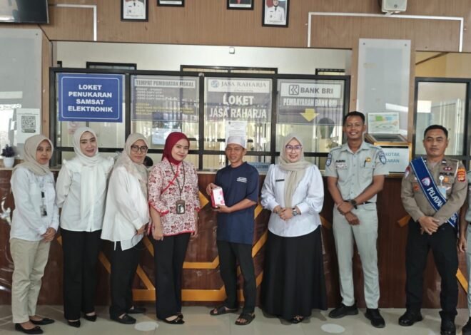 Jasa Raharja Apresiasi Wajib Pajak Taat Melalui Pembagian Doorprize di Samsat Pesawaran