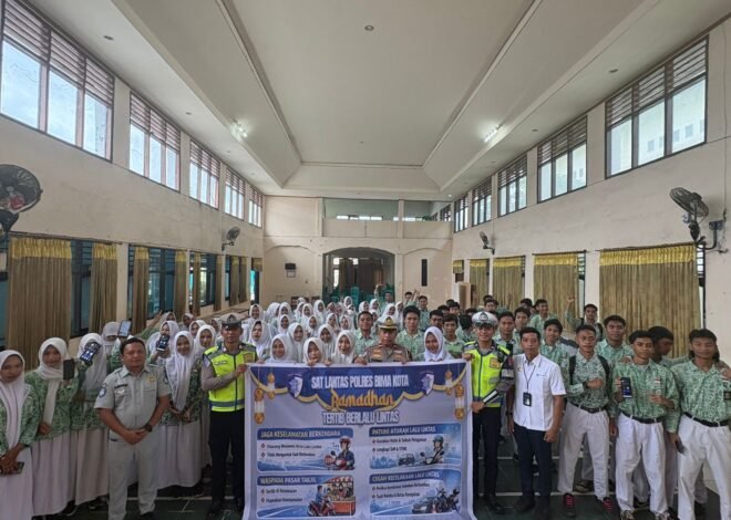 Wujud Kepedulian Keselamatan, Jasa Raharja Bima dan Kepolisian Berikan Edukasi kepada Siswa SMA Negeri 1 Kota Bima