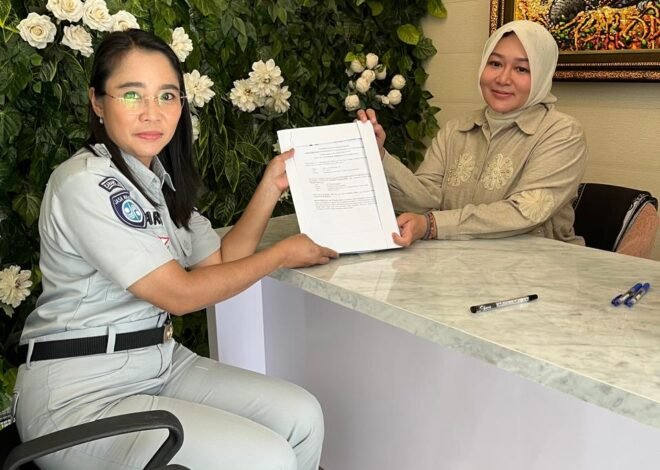 PJ Jasa Raharja Samsat Sukoharjo Teken MoU dengan Klinik Astaluna, Tambah Voucher Apresiasi bagi Wajib Pajak