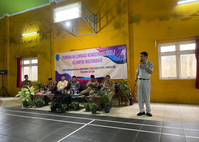 Tim Pembina Samsat Salatiga Menjadi Narasumber pada Acara Pembinaan di Kelurahan Kalibening Salatiga