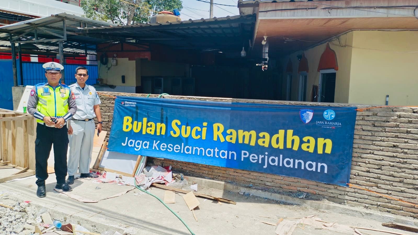 Perluas Edukasi Keselamatan, Jasa Raharja Cabang Parepare Pasang Spanduk Himbauan di Seluruh Wilayah Kerja