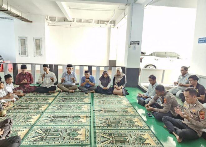 Pererat Silaturahmi di Bulan Suci, Samsat Induk Indramayu Gelar Tausiyah dan Buka Puasa Bersama