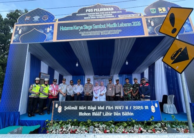 Jasa Raharja Sumbar Berikan Bingkisan Aksi Simpati di Pos Pelayanan Exit Tol Tarok dan Terminal Sicincin