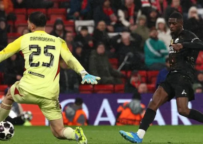 Luis Enrique Bawa PSG Terbang Tinggi, Rekor Baru Tercipta di Liga Champions