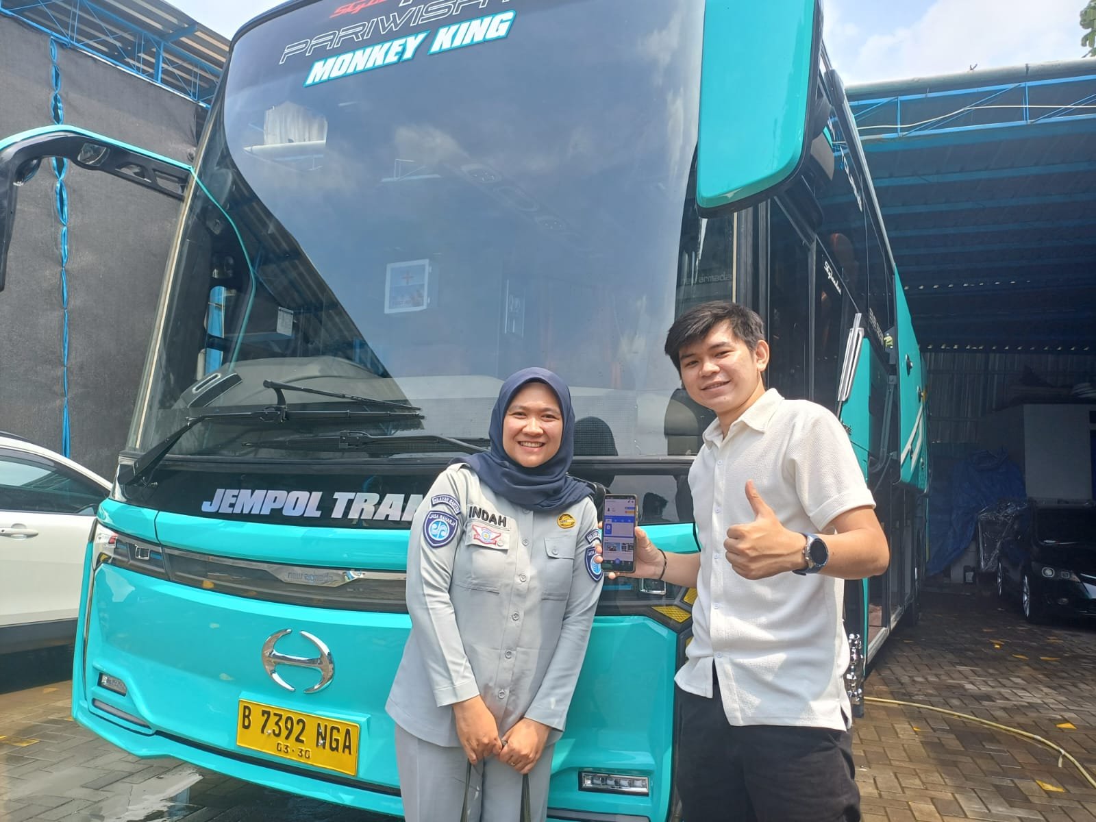 Jasa Raharja Berikan Perlindungan  Penumpang Kendaraan Umum Pastikan IWKBU Aktif di PO Jempol