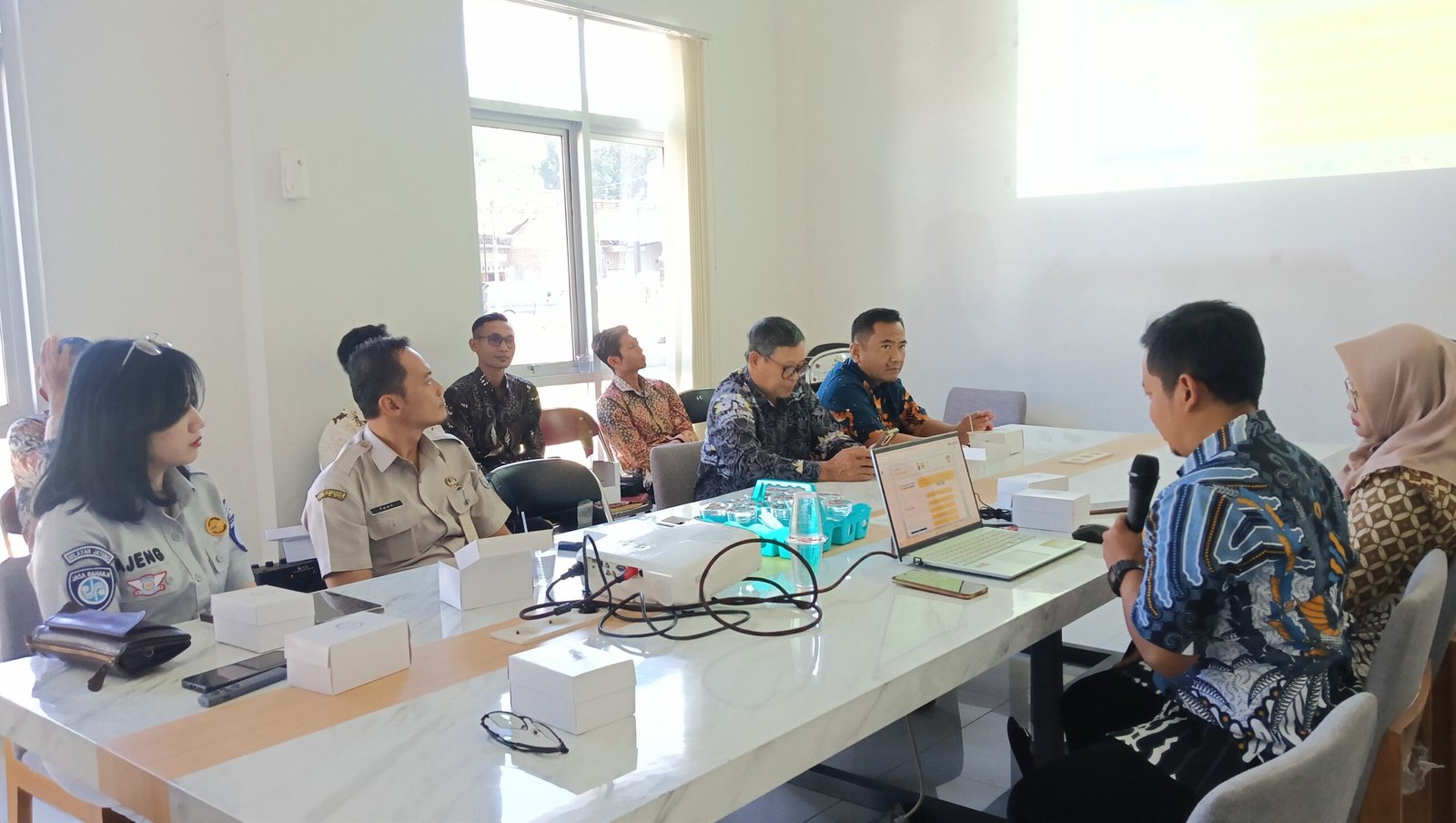 Jasa Raharja Kendal Hadir Sebagai Narasumber Dalam Bimbingan Teknis Sengkuyung Tingkat Desa dan Tertib Berlalu Lintas di Kecamatan Kaliwungu Selatan
