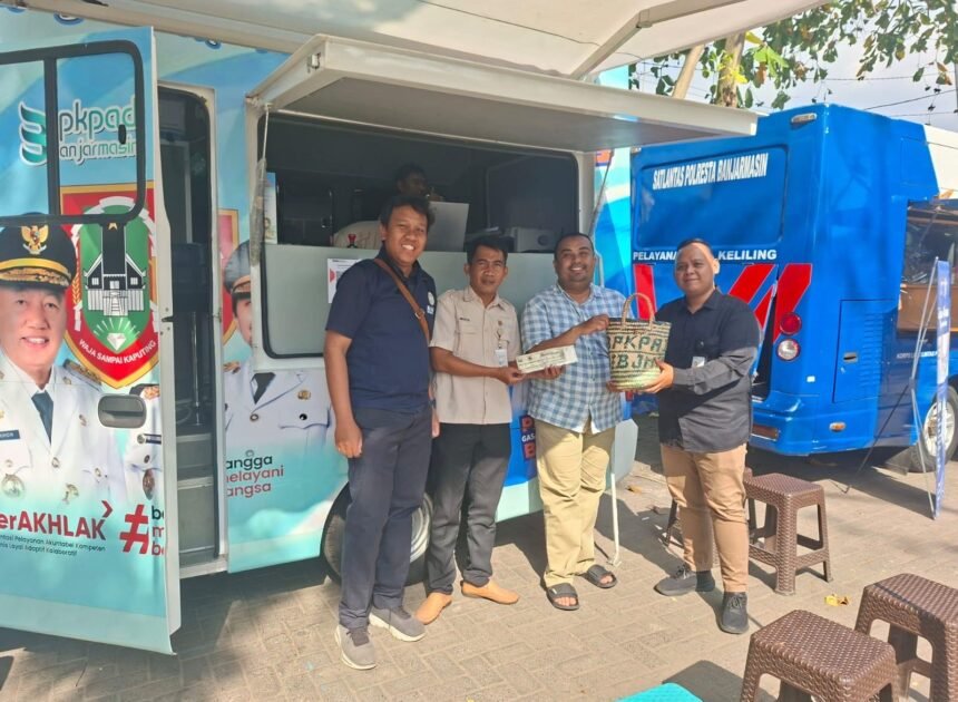 Tim Pembina Samsat Banjarmasin II Tingkatkan Akses Pelayanan di IKA Unair Expo 2026