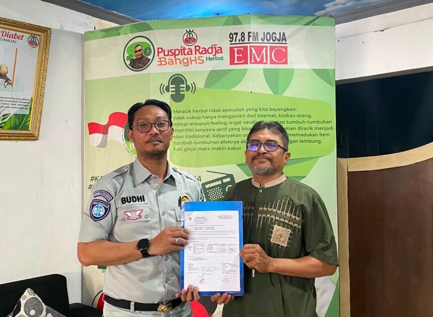 SIGAP Instansi Jasa Raharja DIY Perkuat Pendataan Kendaraan, Dorong Kepatuhan PKB dan SWDKLLJ di PT Radio EMC