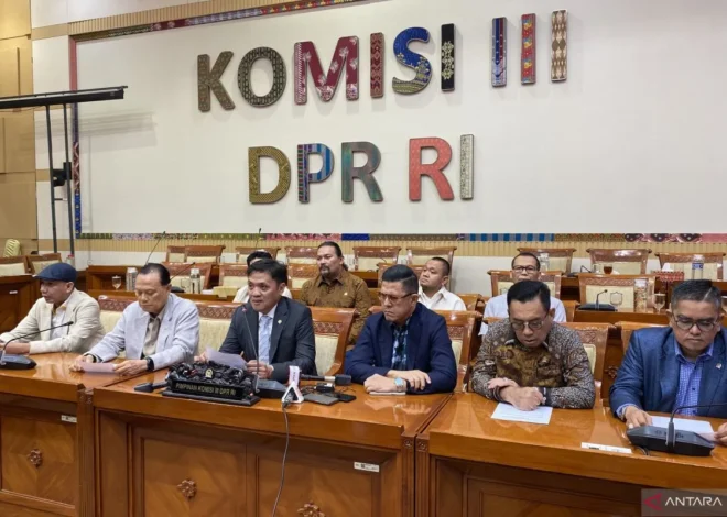 Komisi III DPR Sebut Kunjungan Kapolri Perkuat Soliditas Polri, Kejagung, dan TNI