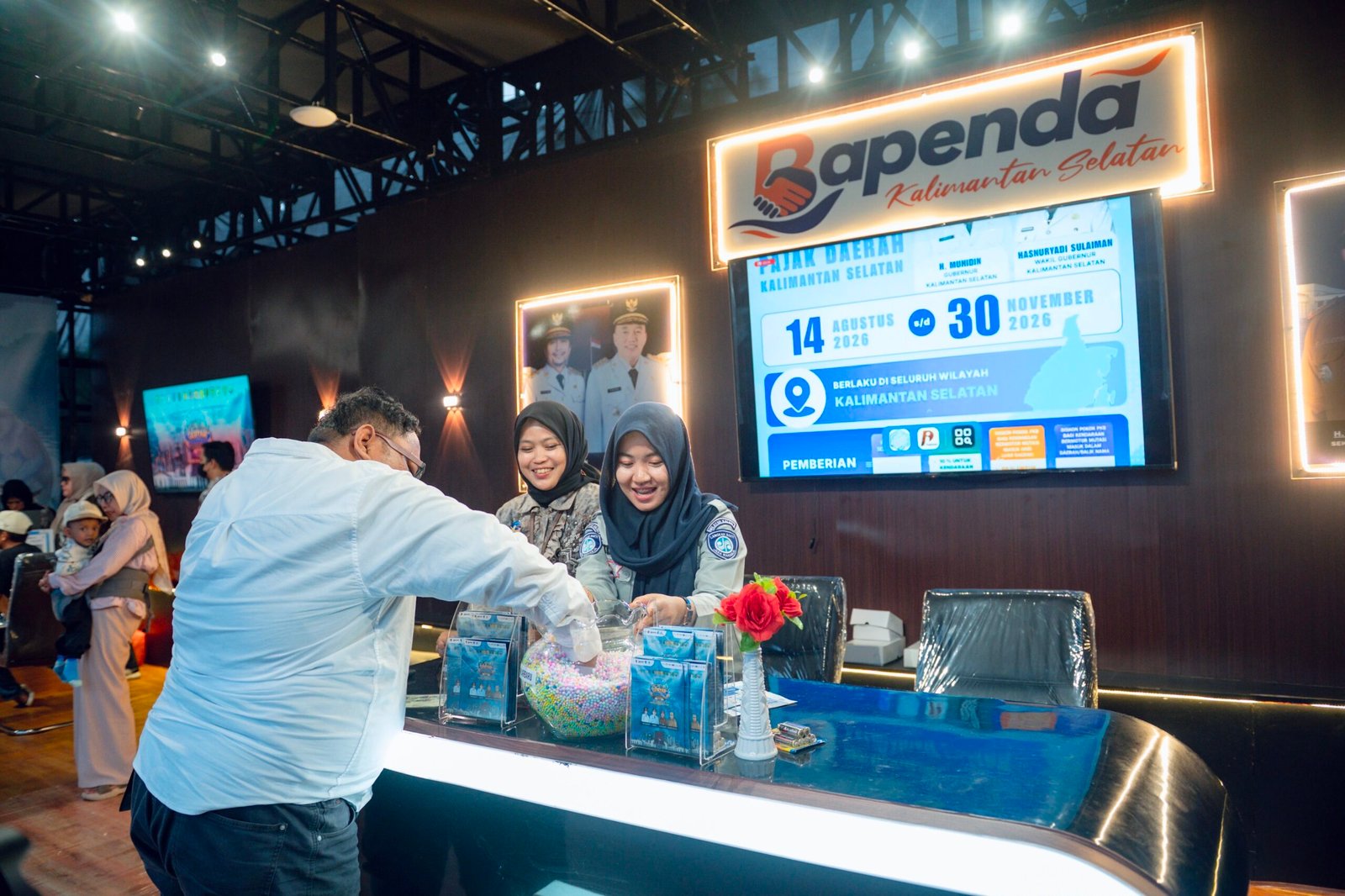 Rayakan Hari Jadi ke-76 Kalsel, Tim Pembina Samsat Hadirkan Layanan Samsat dan Undian Berhadiah di Expo Kalsel 2026