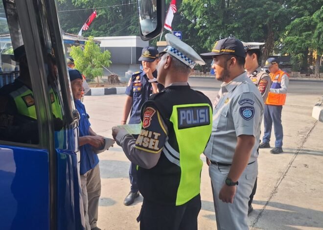 Jasa Raharja Purwakarta bersama Polres dan Dishub Subang gelar Ramp Check di Terminal Subang demi Keselamatan Penumpang