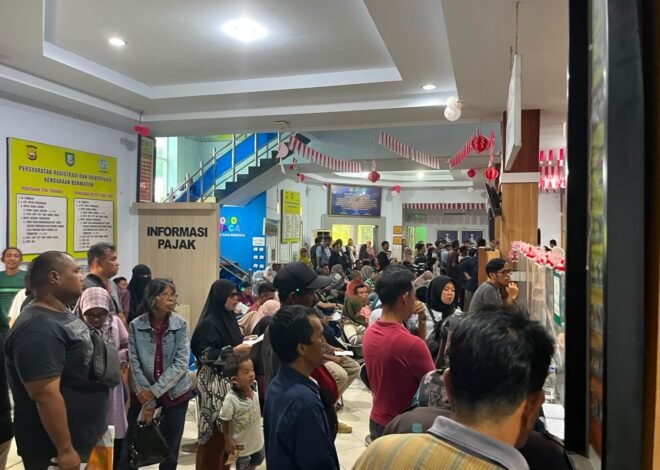 Jelang Berakhirnya Pemutihan Pajak Kendaraan, Samsat Kota Bengkulu Dipadati Masyarakat