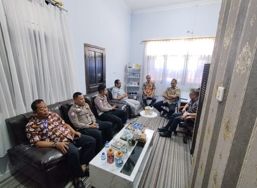 Tim Pembina Samsat Sukadana Bahas Peningkatan Layanan dan Optimalisasi PKB-SWDKLLJ