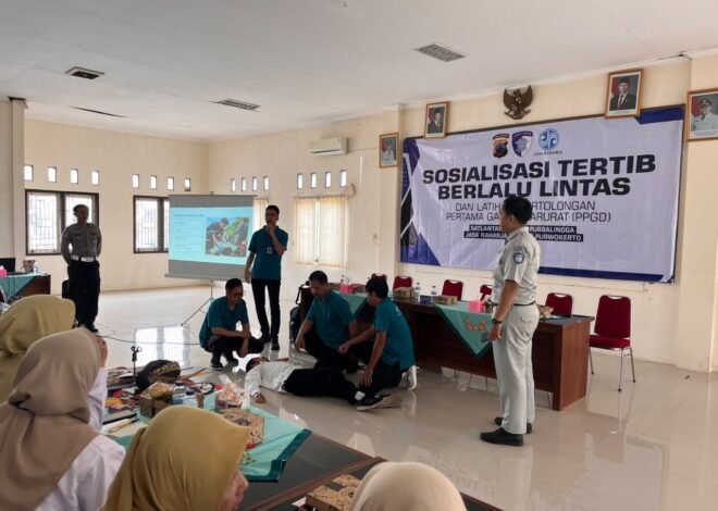 Jasa Raharja Purwokerto dan Satlantas Polres Purbalingga Gelar Sosialisasi Tertib Lalu Lintas dan Pelatihan PPGD