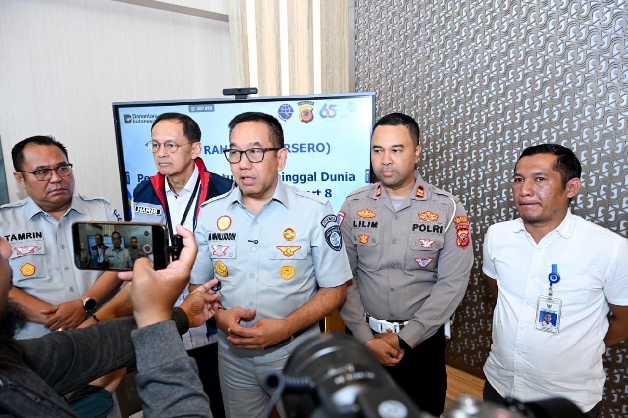 Jasa Raharja Serahkan Santunan kepada Dua Ahli Waris Korban KM Virgo Transport 8 di Jawa Barat