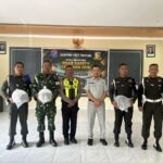 Perkuat Pesan Keselamatan Berlalu Lintas, Jasa Raharja Sintang Bagikan Helm di Road Safety Campaign 2026
