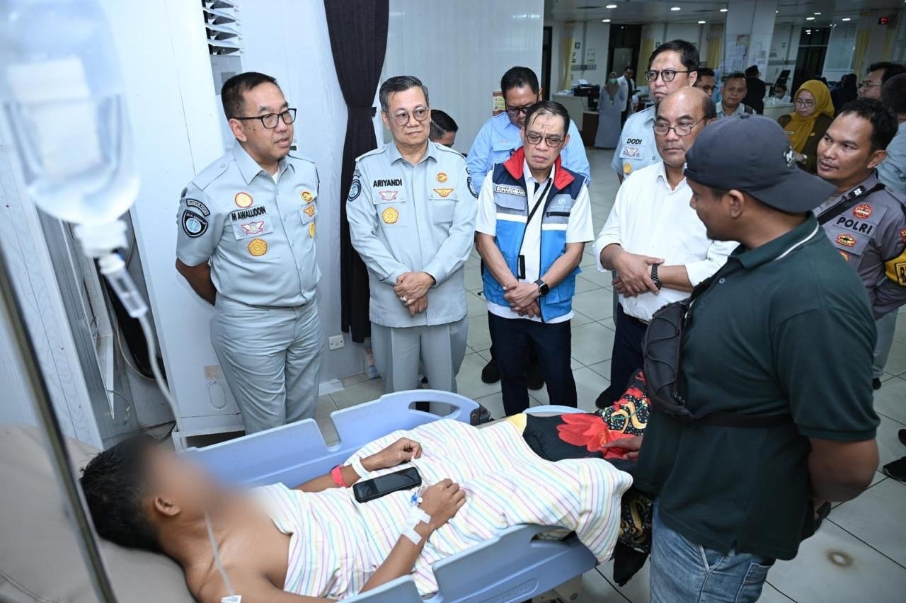 Kunjungi Korban KM Virgo Transport 8 di RSUD Ulin Banjarmasin, Dirut Jasa Raharja Pastikan Pelayanan Berjalan Optimal