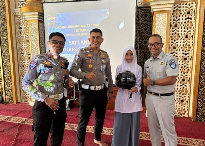 Jasa Raharja Edukasi Siswa SMAN 1 X Koto Singkarak tentang Pertolongan Pertama Gawat Darurat