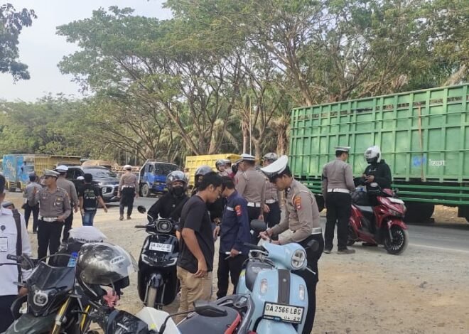 Tim Pembina Samsat Pelaihari: Ajak Masyarakat Tertib Administrasi Kendaraan di Gunung Kayangan