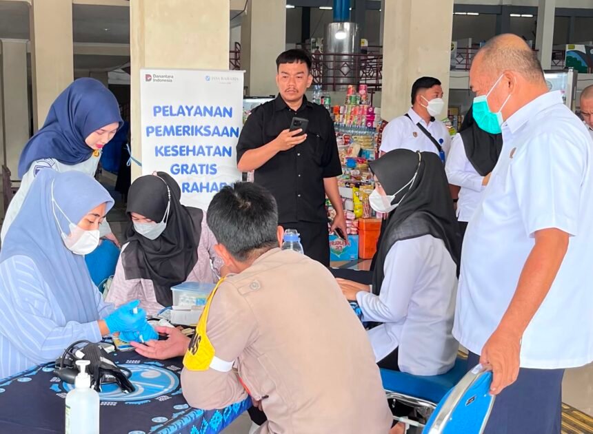 Jasa Raharja Gelar Pemeriksaan Kesehatan Gratis bagi Pengguna Transportasi di Terminal Rajabasa