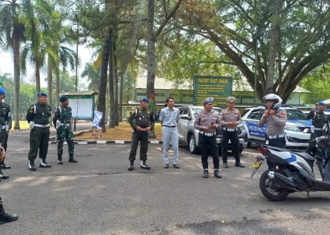 Jasa Raharja Sukabumi dan Satlantas Polres Cianjur Hadiri Sosialisasi Safety Riding kepada Personel TNI AD di Mayonif Raider 300/Bjw