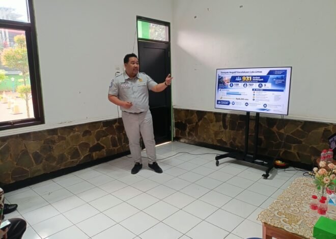 Tingkatkan Kemampuan Mitigasi Laka Lantas, Subdenpom Purwakarta Gelar Edukasi Safety Riding dan PPGD