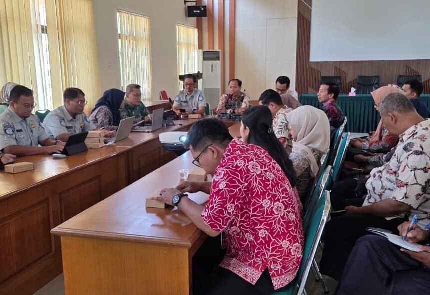 Tim Pembina Samsat Slawi Evaluasi Program Sengkuyung Mobile, Perkuat Penanganan Tunggakan PKB