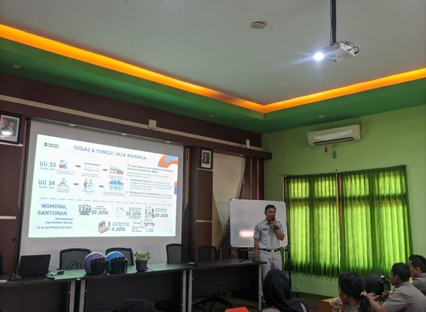 Jasa Raharja Sosialisasikan Keselamatan Berlalu Lintas di SMK Negeri 2 Depok Sleman