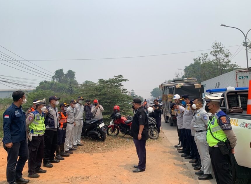 Sasar Titik Rawan Kecelakaan, Jasa Raharja Sumsel Ikuti Operasi Gabungan Angkutan Barang di Jalan Soekarno Hatta