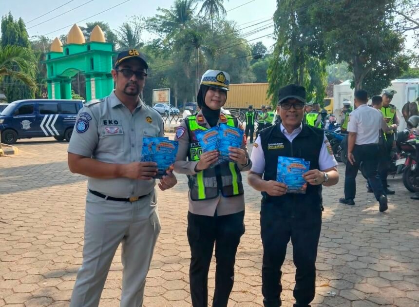 Samsat Sukadana Perkuat Sosialisasi Keringanan Pajak Kendaraan kepada Pengendara di Lampung Timur