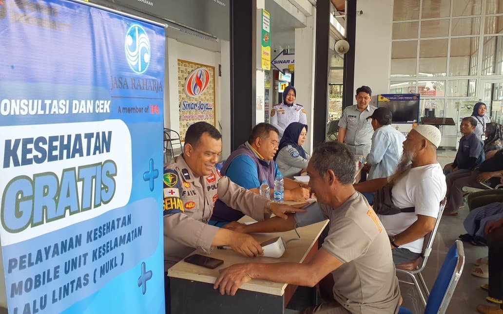Jasa Raharja Cabang Magelang gelar Pemeriksaan Kesehatan Gratis (MUKL) di Terminal Mendolo Wonosobo dalam Upaya Pencegahan Kecelakaan