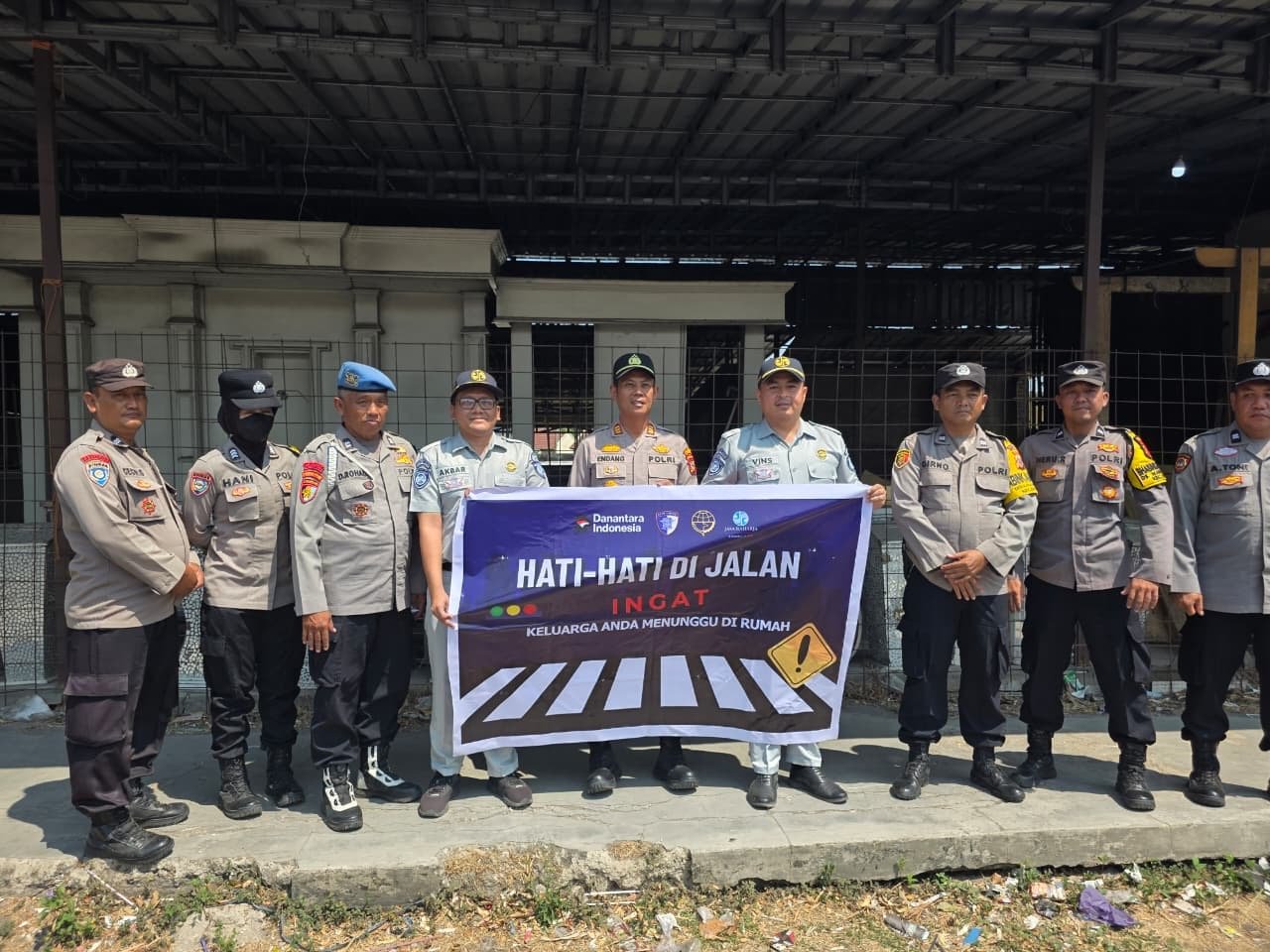 Tingkatkan Keselamatan Lalu Lintas, PT Jasa Raharja (Persero) Cabang Cirebon Gencarkan Edukasi Keselamatan Melalui Aksi Simpatik di Daerah Rawan Laka