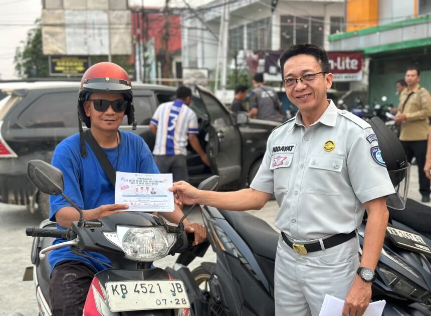 Jasa Raharja Sintang Gencarkan Sosialisasi Program Bebas Denda dan Diskon Pajak