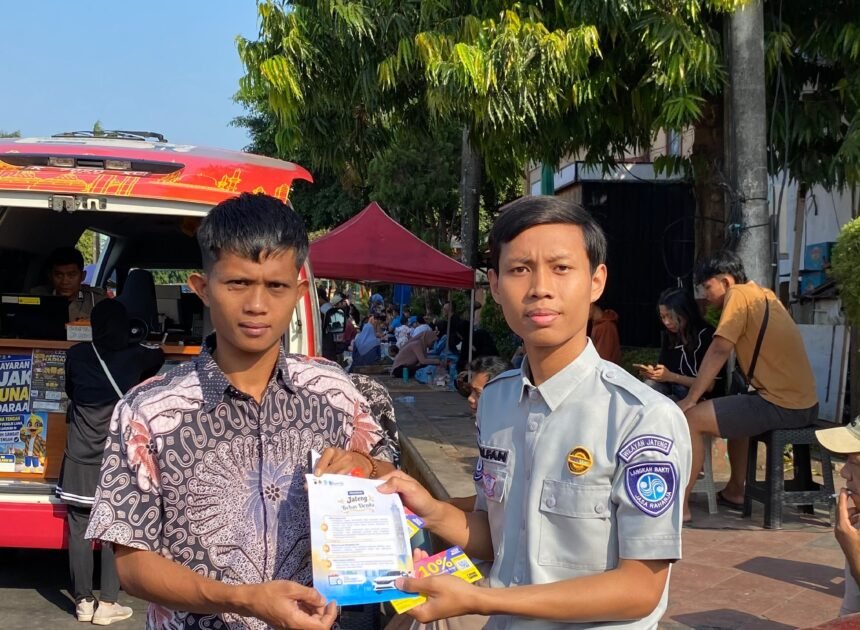 Samsat Wilayah Cabang Pati Sosialisasikan Program Relaksasi Jateng Bebas melalui Samsat Keliling dan CFD