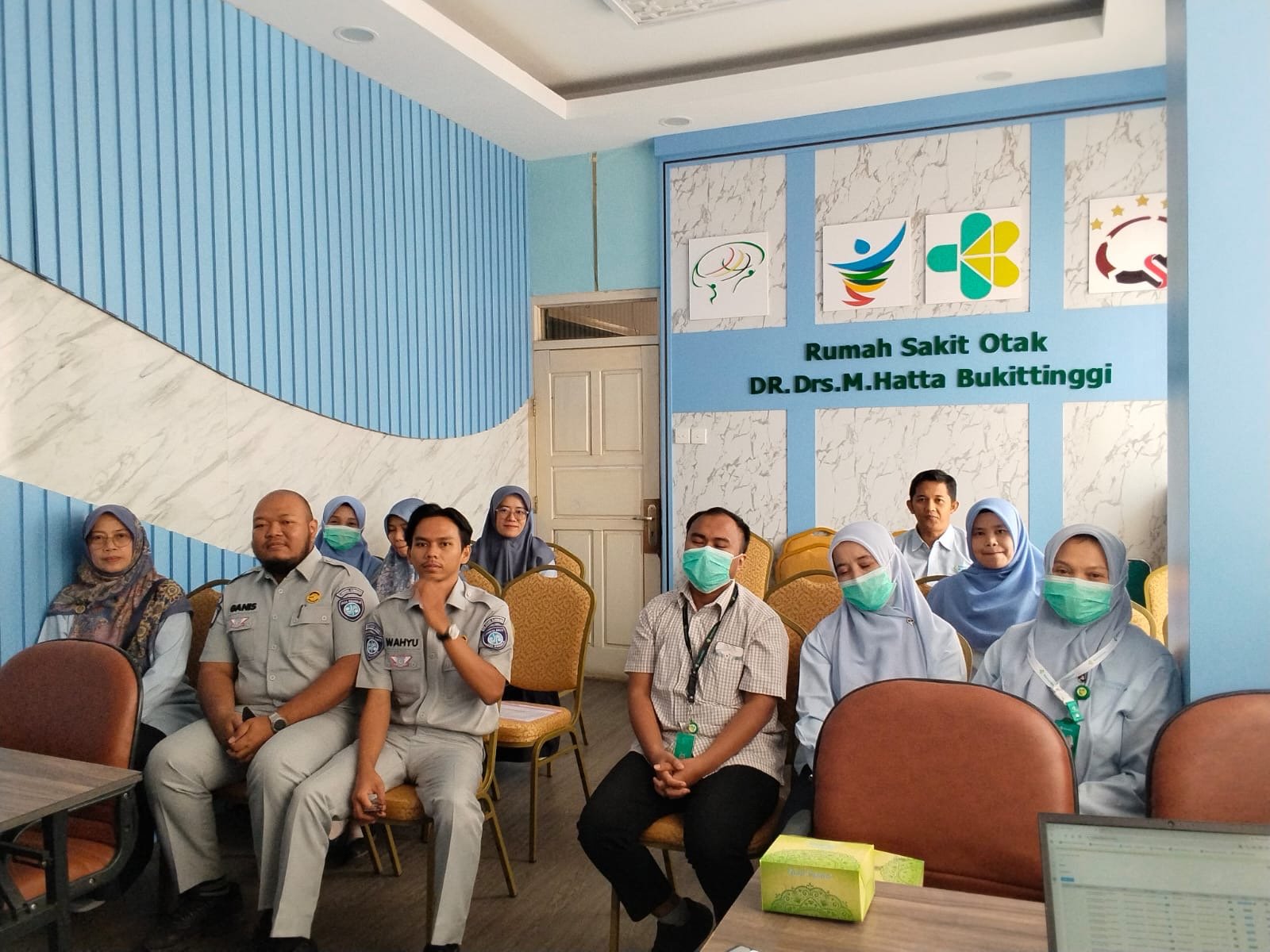 Jasa Raharja Sumbar Gelar Sharing Session Penjaminan dan Evaluasi Aplikasi JRCare di RS Otak Bukittinggi
